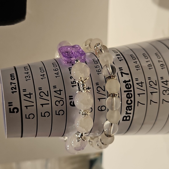 3 Lavender Tone, White & Clear Beads w/ Silvertone Accents Stretch Bracelets. - Picture 14 of 14